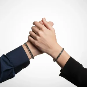 Amorino Tennis unisex bracelet with thick Grumet chain, 316L Stainless Steel, adorned with Zirconia crystals and rhodium plating. Ideal gift in Cyprus. For men and women