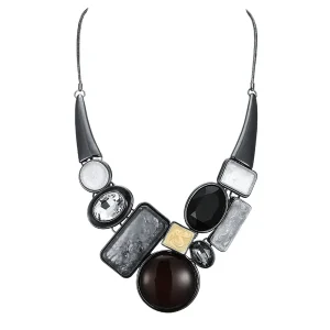 Belle Miss CHLEO necklace with large motif, black enamel, and crystal. Thick chain, jewelry gift Cyprus.