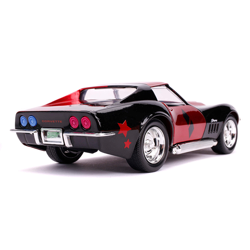 Harley_quinn_1969_Corvette_Stingray_08