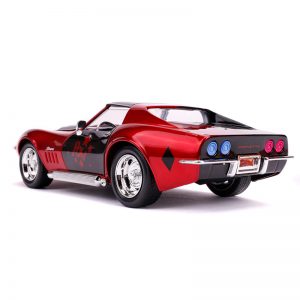 Harley_quinn_1969_Corvette_Stingray_10