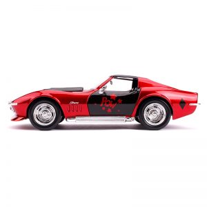 Harley_quinn_1969_Corvette_Stingray_11