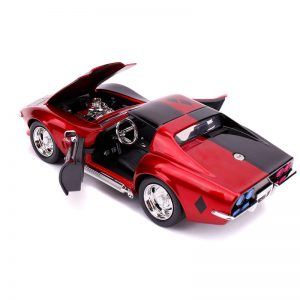 Harley_quinn_1969_Corvette_Stingray_15