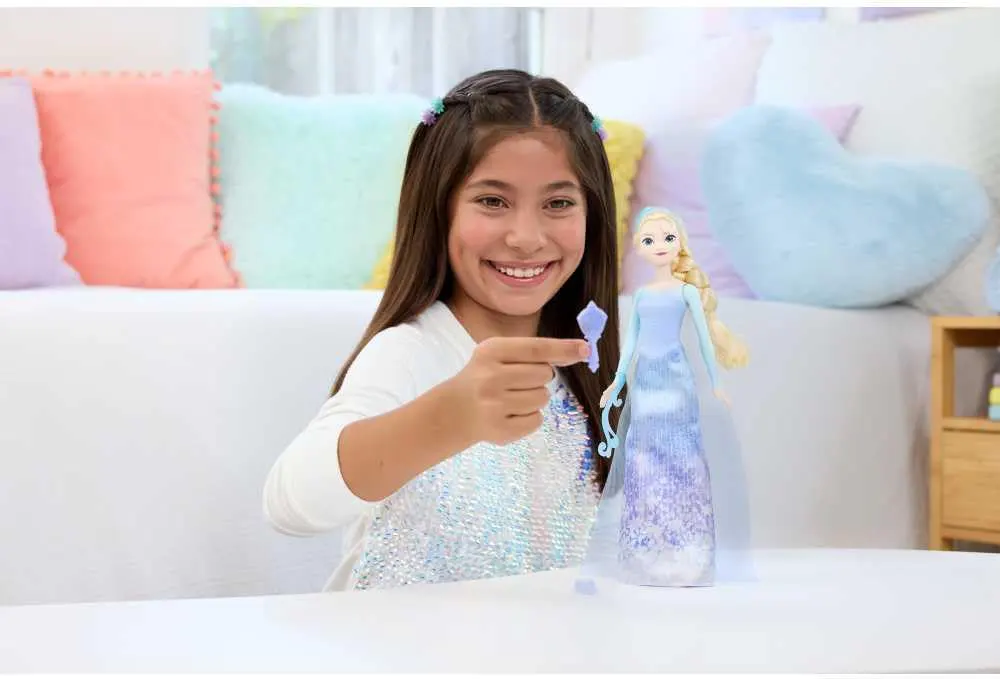 Disney Frozen Spin & Reveal Doll with 10 surprises official merchandise Cyprus Kids playing