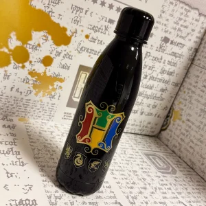 Harry Potter Hogwarts Tritan Water Bottle with Crest and Secure Lid Gifts Cyprus 650ml
