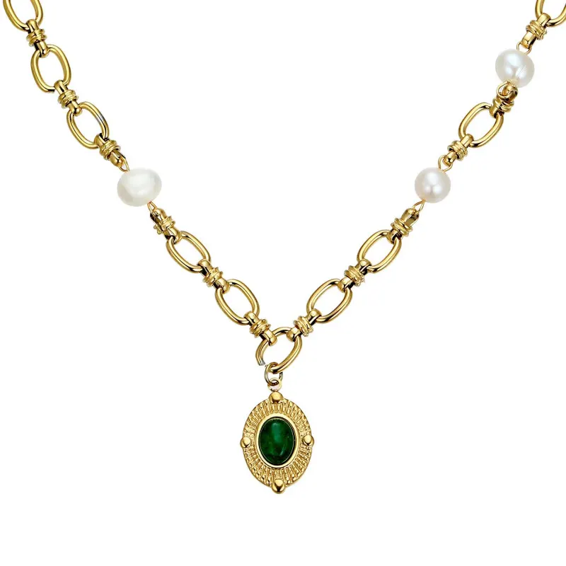 Usagi Gold-plated Steel Chain Necklace with Freshwater Pearls & Green Natural Stone Pendant zoom